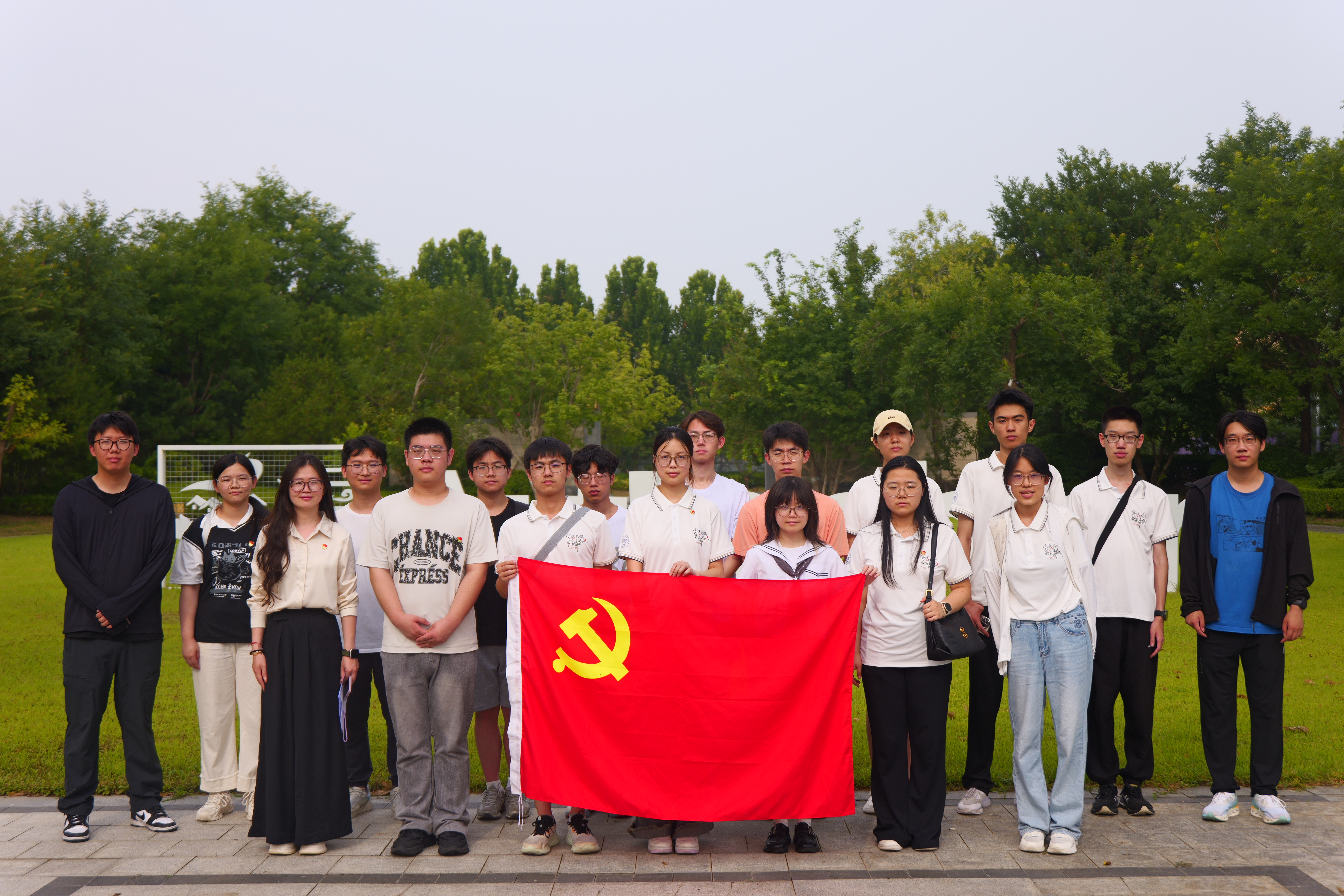 图片3.JPG